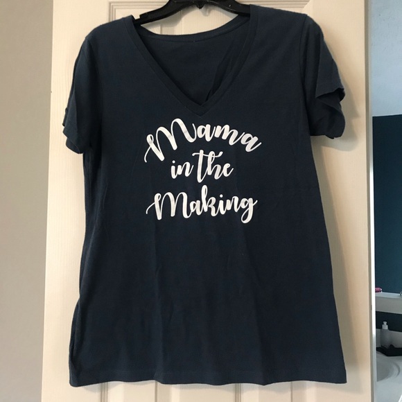 Mama in the making Pregnancy Announcement shirt - Picture 2 of 4